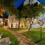 Casa Los Angeles Cancun